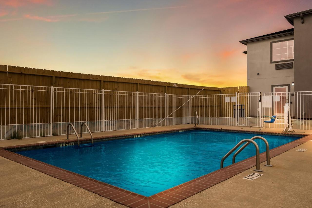 Red Roof Inn & Suites Λέικ Τσαρλς Εξωτερικό φωτογραφία
