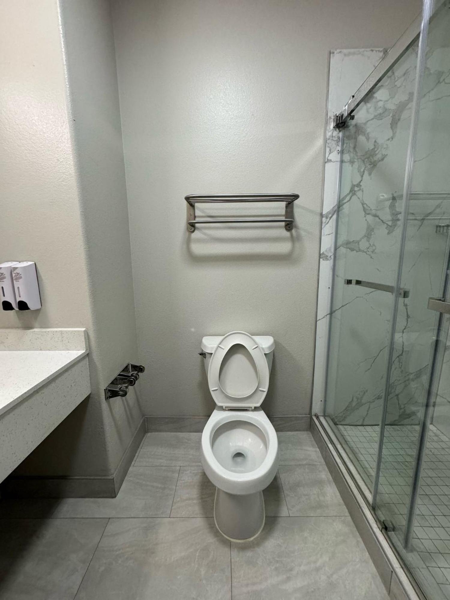 Red Roof Inn & Suites Λέικ Τσαρλς Εξωτερικό φωτογραφία